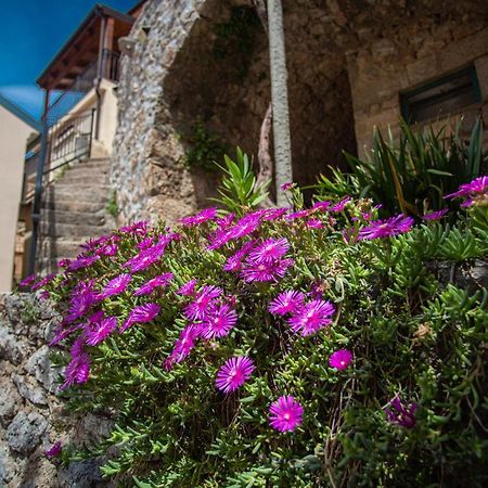 Parona Holiday Home Vrbnik (Primorje-Gorski Kotar) Exterior foto